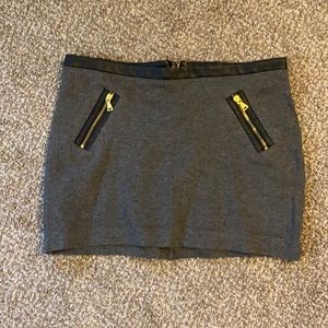 Size 2 Gray Express Mini-Skirt